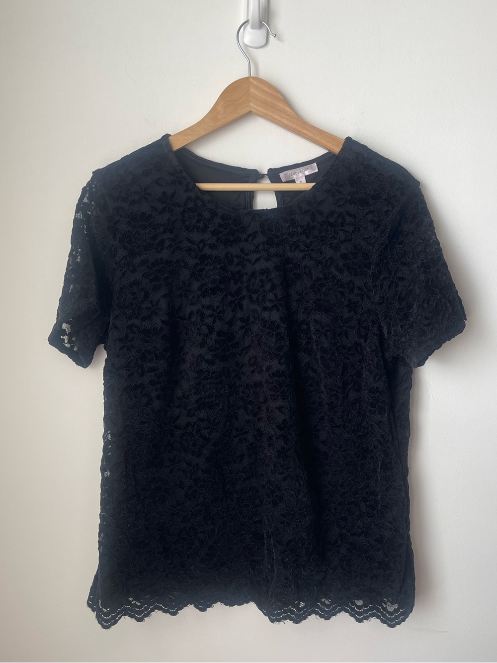 Teddi Rose Elegant Black Lace Top size XL